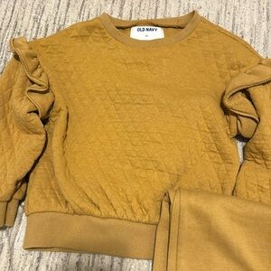 2pc set. Cozy for the winter!!!